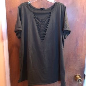 Torrid choker tee